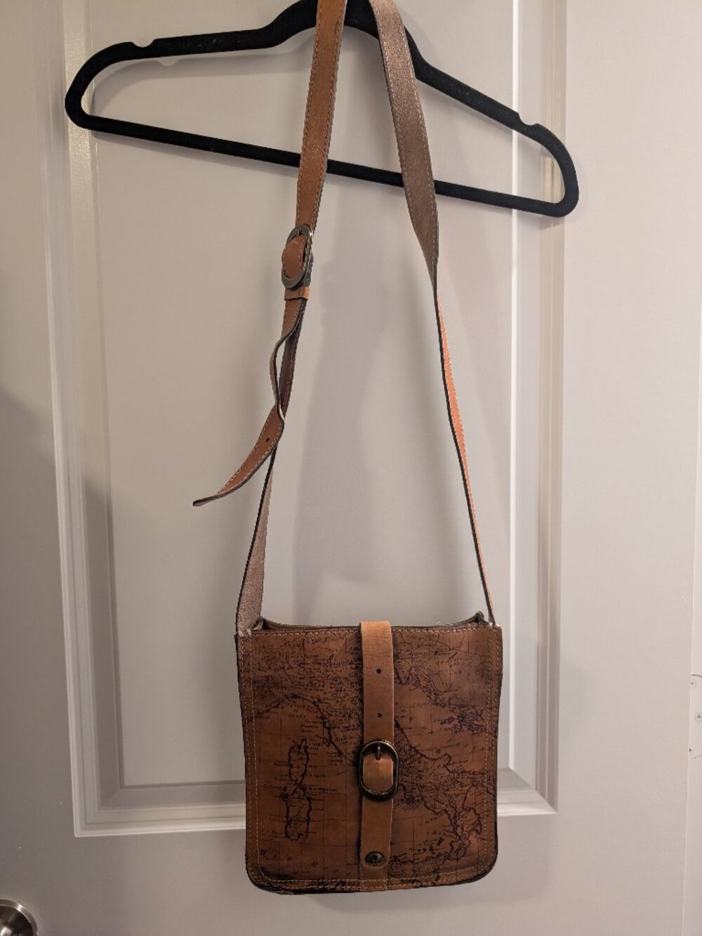 Patricia Nash Venezia Leather Pouch Crossbody Bag Signature Italy Map Print Tan